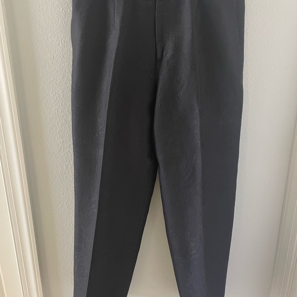 Carolina Herrera Black paisley print fully lined pants 30 inseam 36" waist.